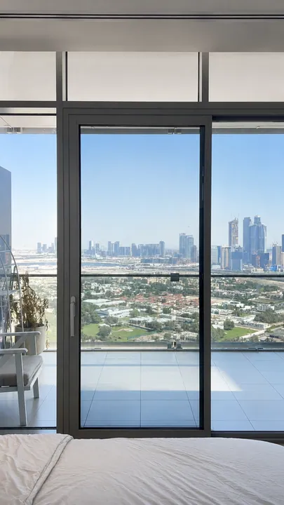 View through the acoustic lift and slide glazing, Burj Daman