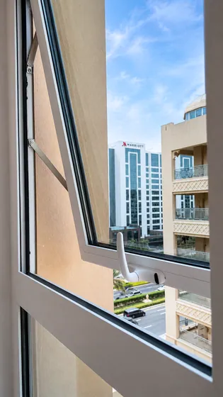 Top-hung acoustic window over the street, Golden Mile 3