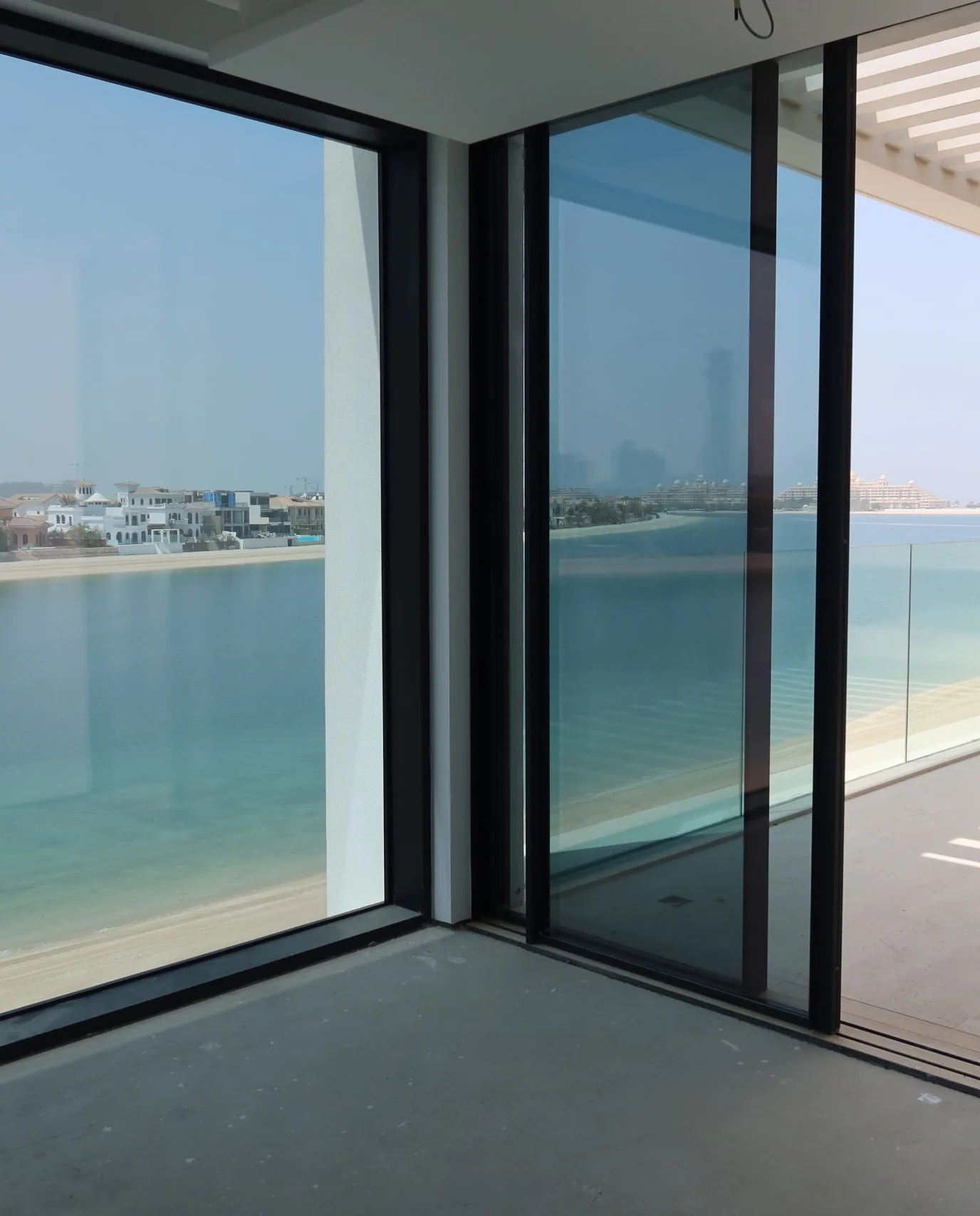 Image hover effect image