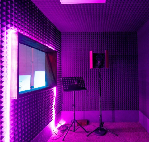 Studio Sound Booth Dubai, abu dhabi and UAE