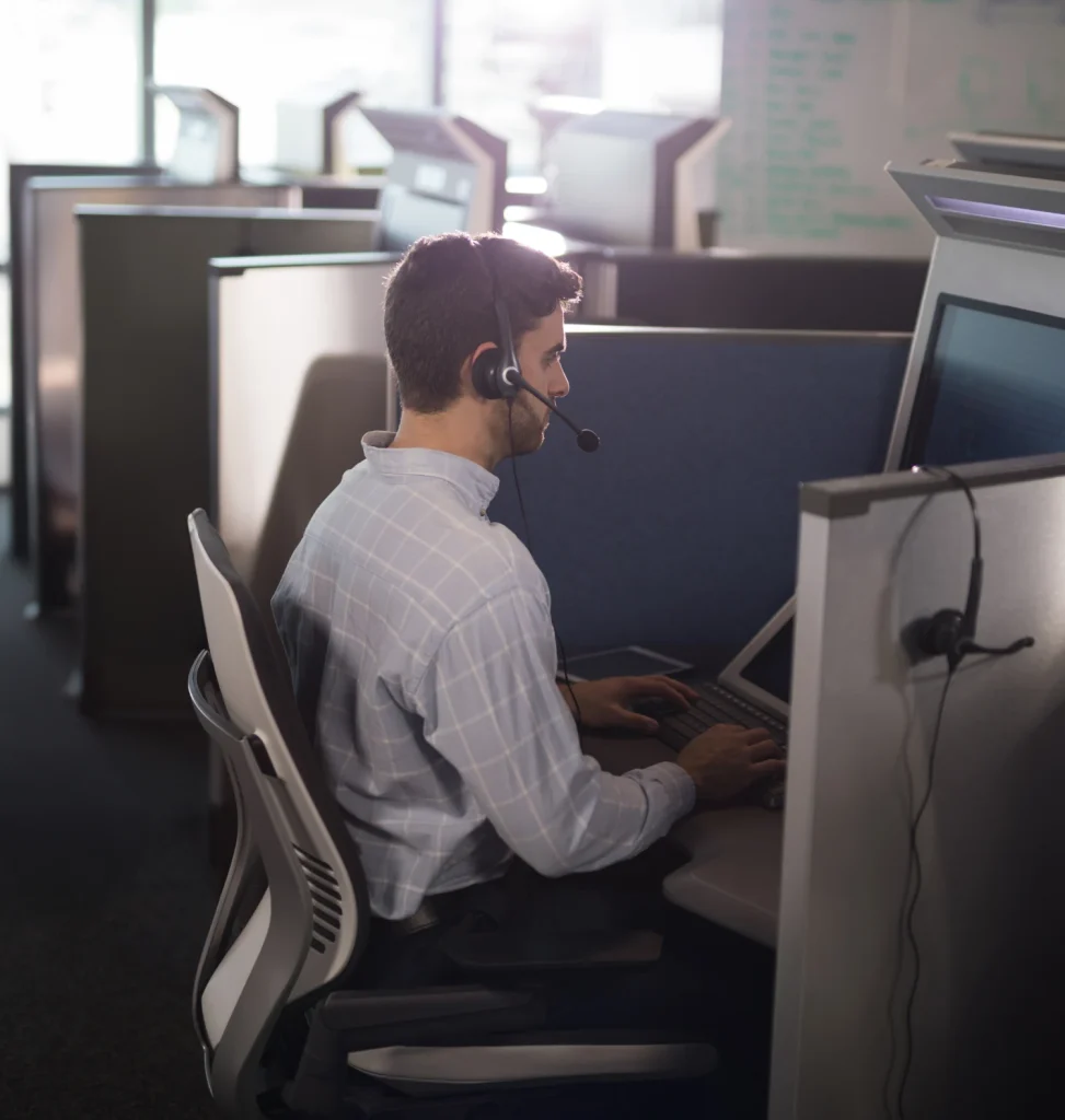 call sono for Office Cubicles Dubai, Abu Dhabi and across UAE